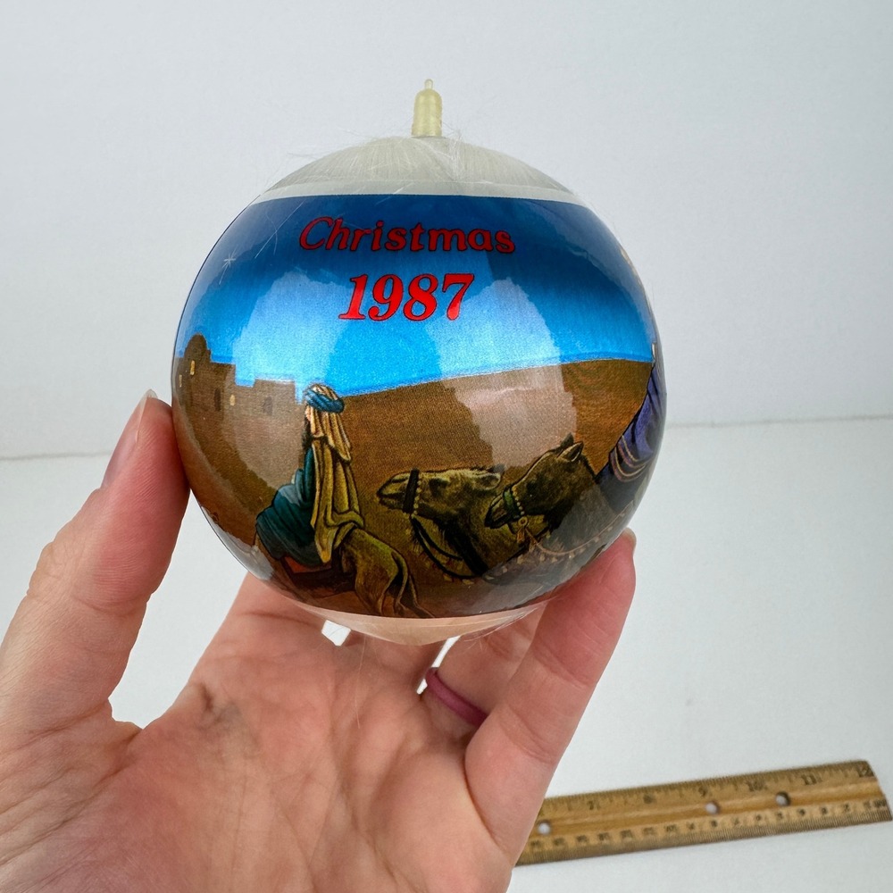 Vtg 1987 Christmas‎ Religious Ornament White Satin Ball Wise Men Imagery READ